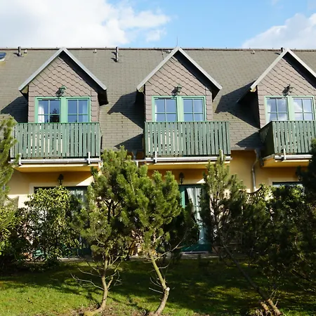 Forsthaus Luchsenburg ゲストハウス 3*