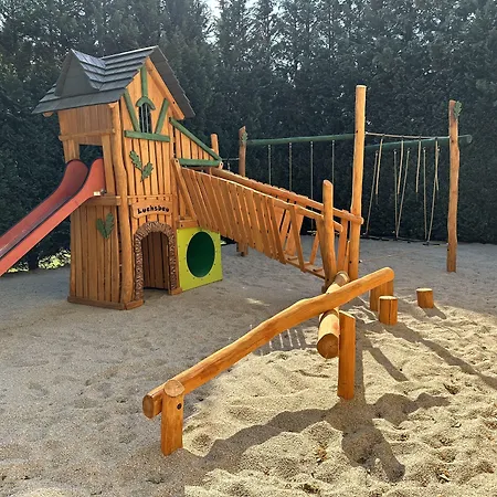 ゲストハウス Forsthaus Luchsenburg