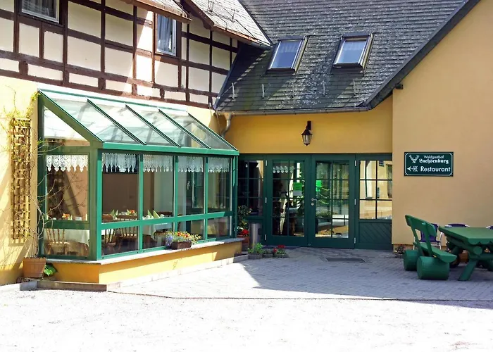 Pensión Forsthaus Luchsenburg 3*